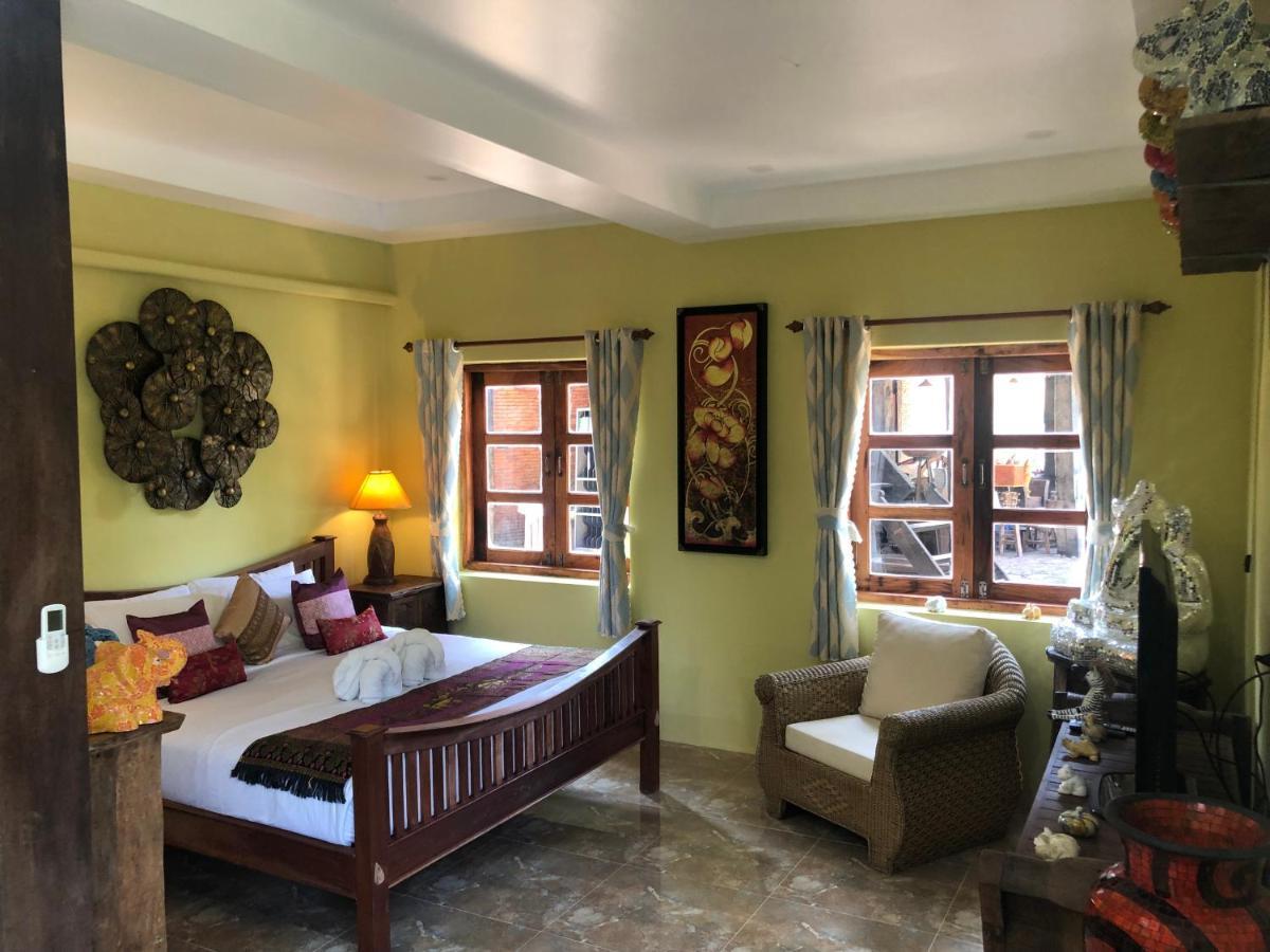 On The Mekong Resort 루앙프라방 외부 사진
