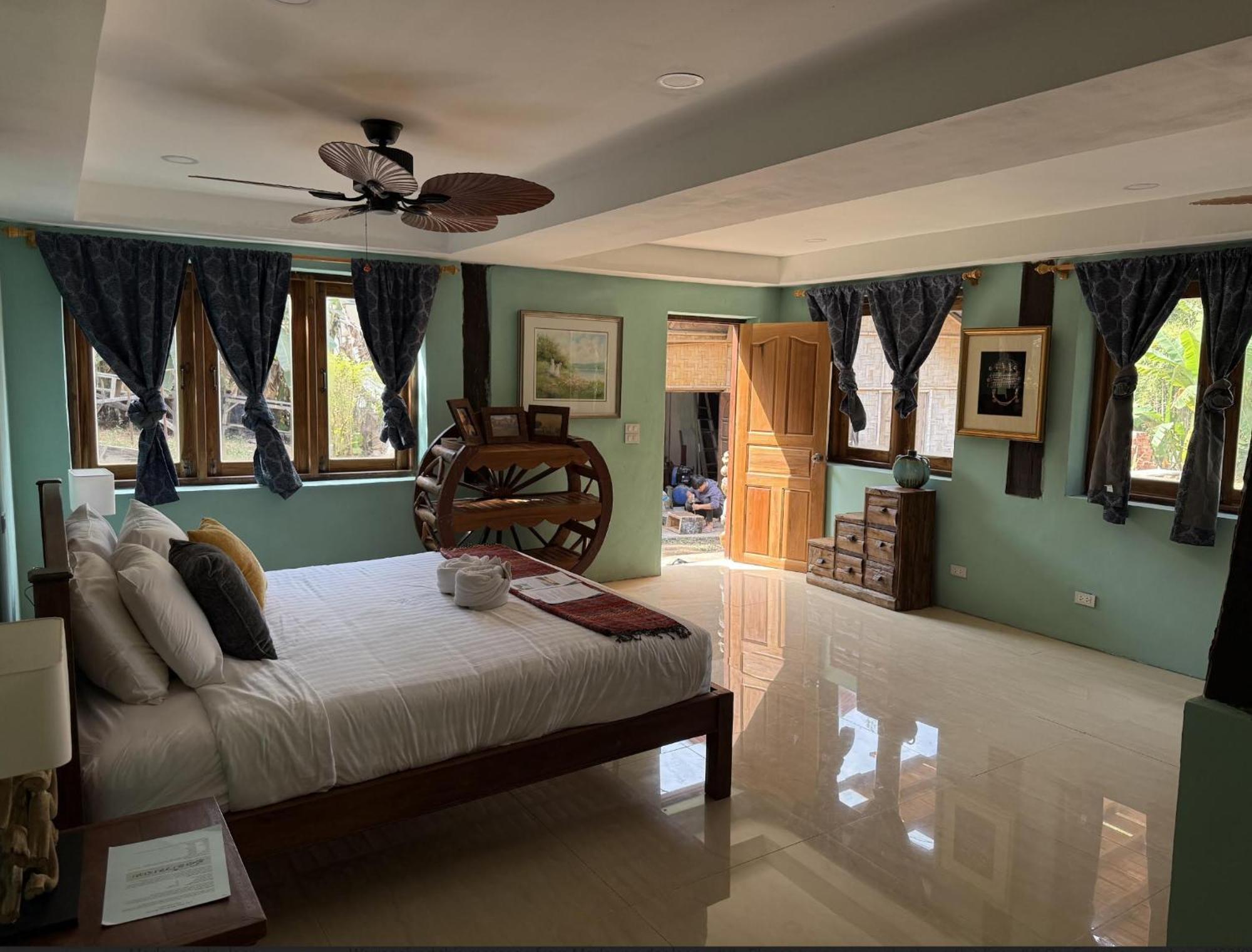 On The Mekong Resort 루앙프라방 외부 사진